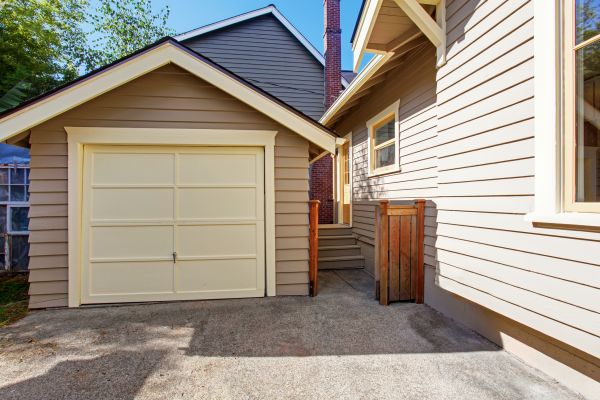 Garage Siding Replacement in San Ramon