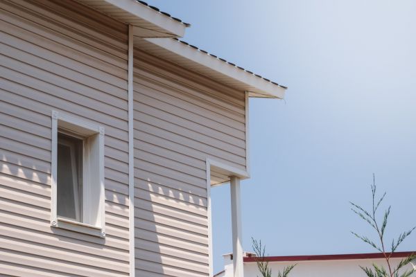 Cost of Vinyl Siding Hole Repair in San Ramon
